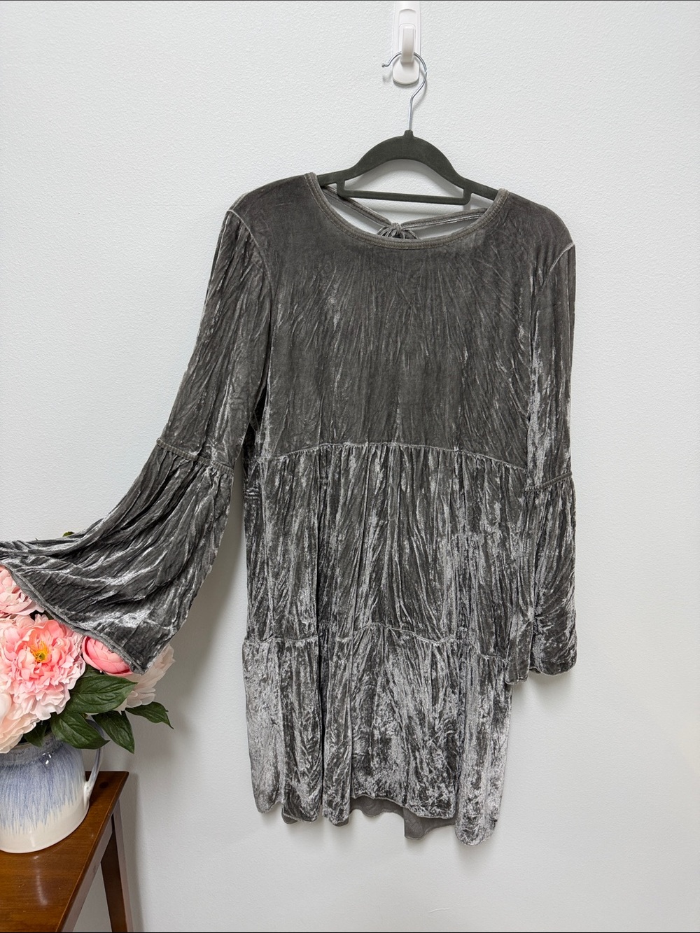 Crushed Velvet Long-Sleeve Tiered Dress in Charcoal Gray